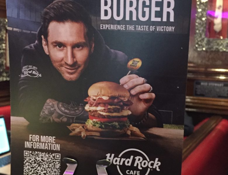 Hard Rock Cafe lance au niveau mondial le Messi Burger en partenariat avec la légende mondiale du football Lionel Messi